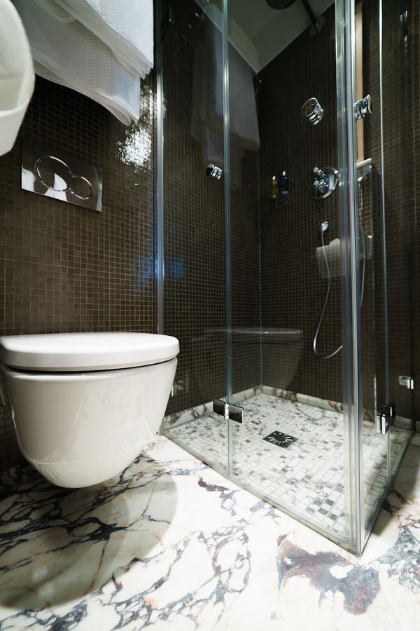 Mimi'S Suites Лондон Екстериор снимка